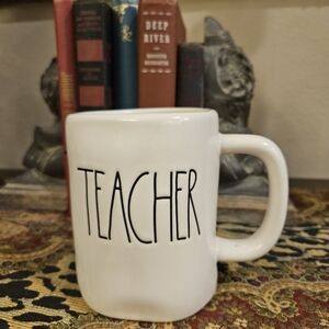 NWOT Rae Dunn TEACHER Mug - Ceramic